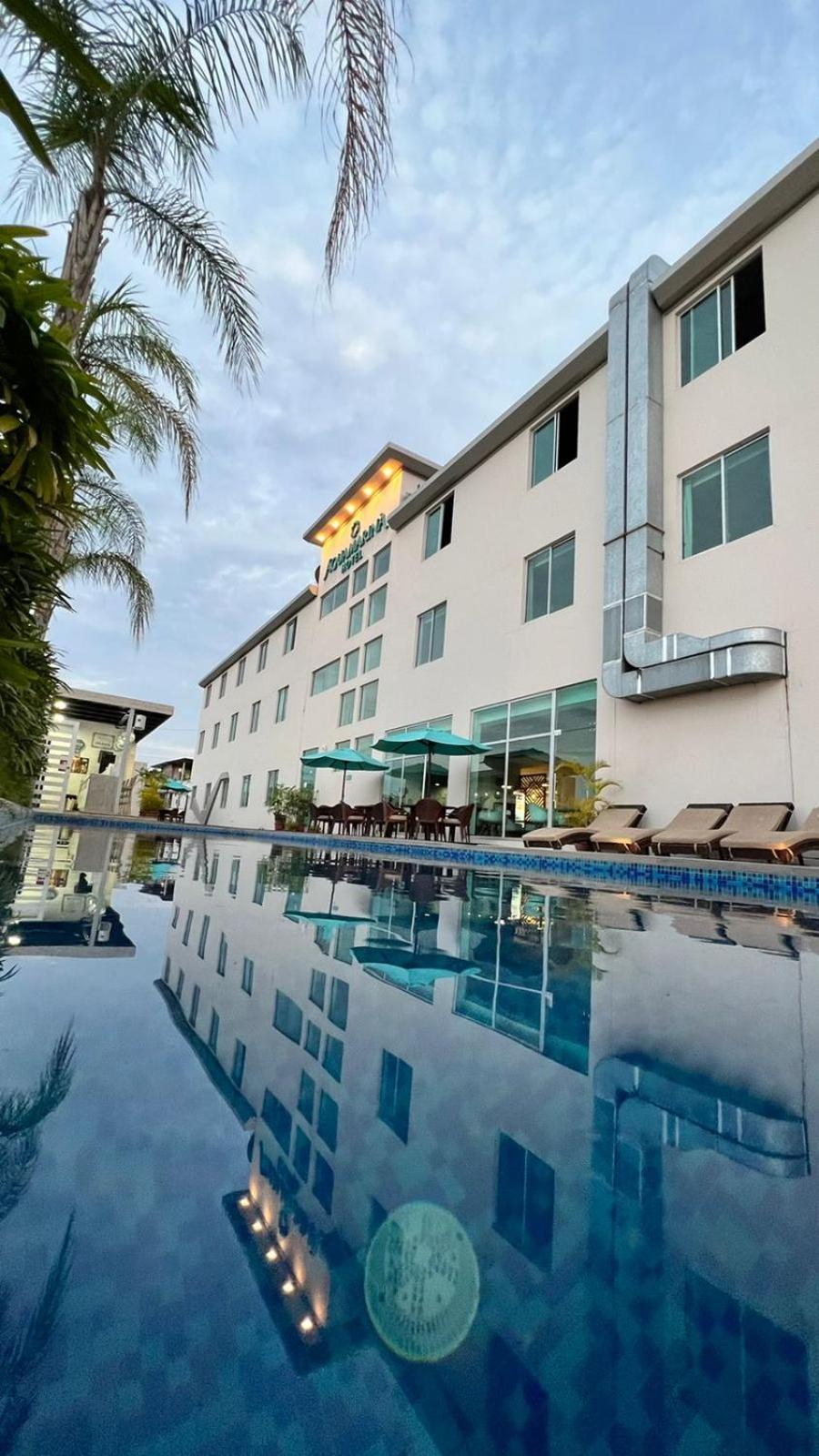 Aquamarina Hotel Manta Exterior photo